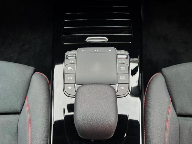 MERCEDES BENZ CLA Shooting Brake