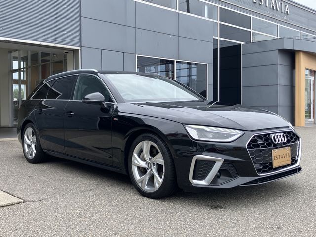 AUDI A4 AVANT