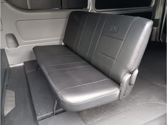 HIACE van 2WD
