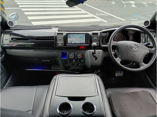 HIACE van 2WD