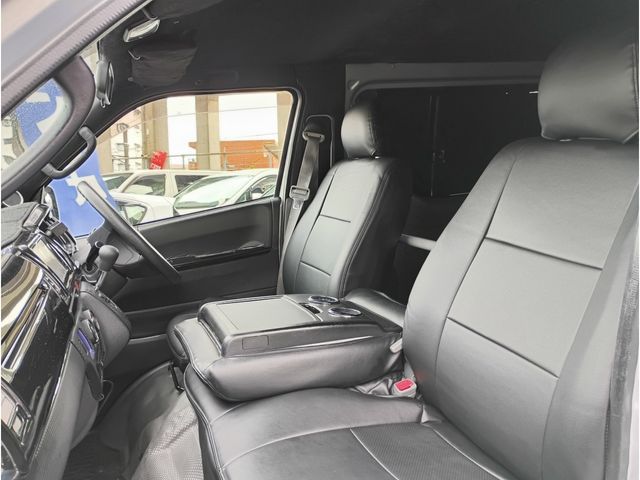 HIACE van 2WD