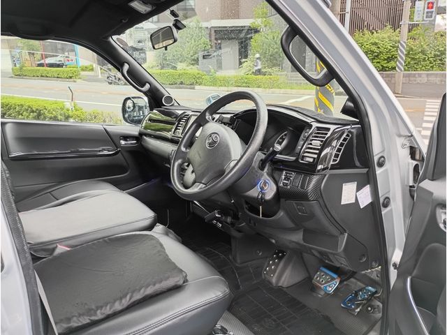 HIACE van 2WD