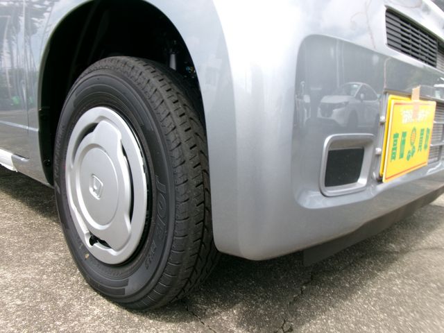 N-VAN