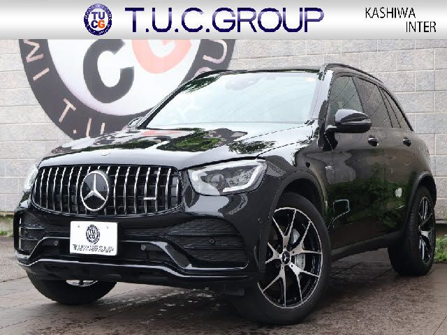 MERCEDES AMG GLCclass