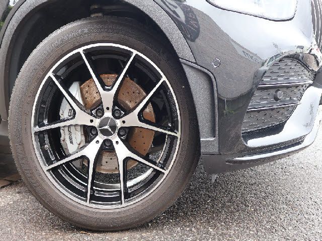 MERCEDES AMG GLCclass