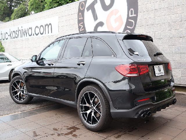MERCEDES AMG GLCclass