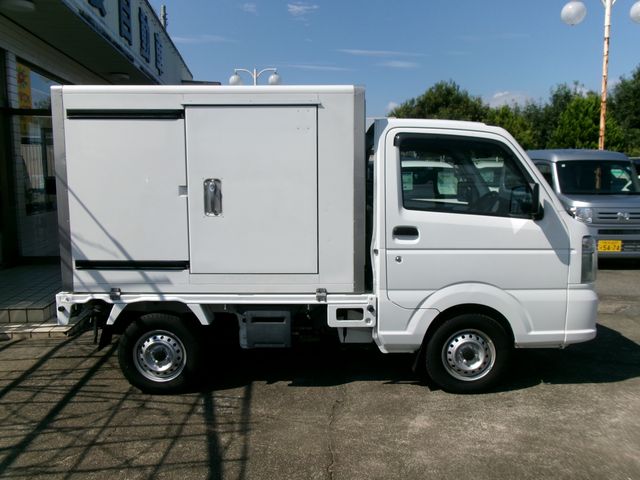 CARRY truck