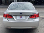 CROWN sedan hybrid