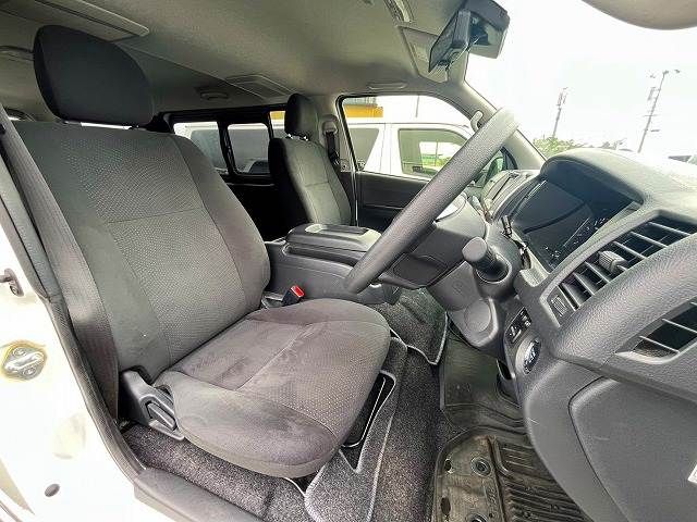 HIACE van 4WD