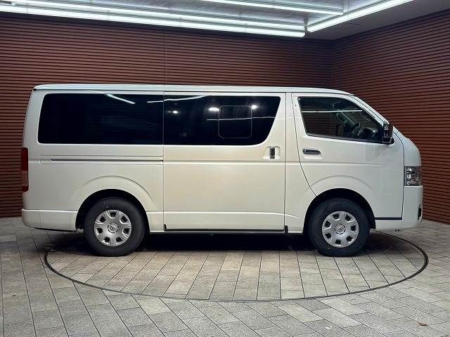 HIACE van 4WD