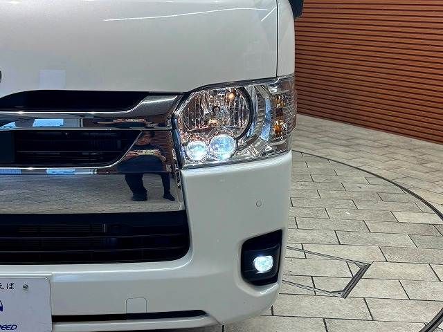 HIACE van 4WD