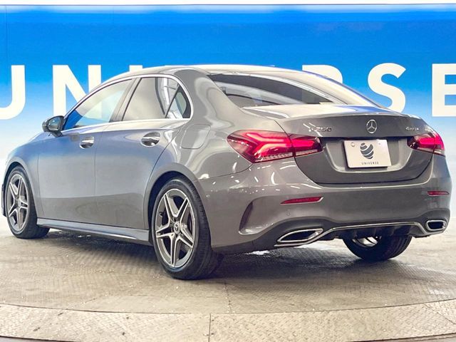 MERCEDES BENZ A class sedan