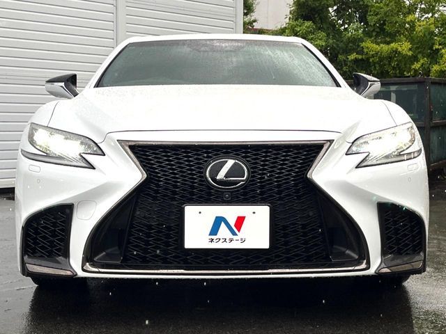 LEXUS LS500