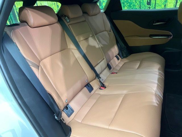 CROWN SPORT
