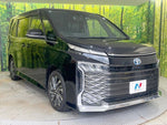 VOXY HYBRID