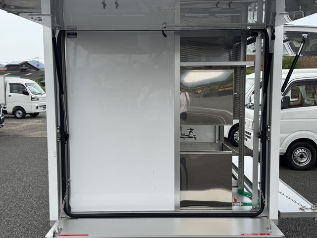 NT100 CLIPPER 4WD