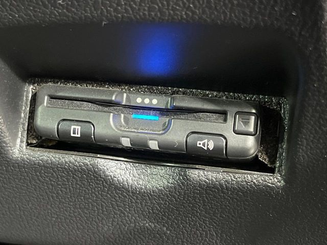 PRIUS 4WD