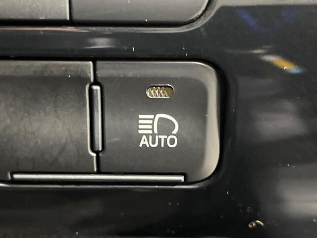 PRIUS 4WD