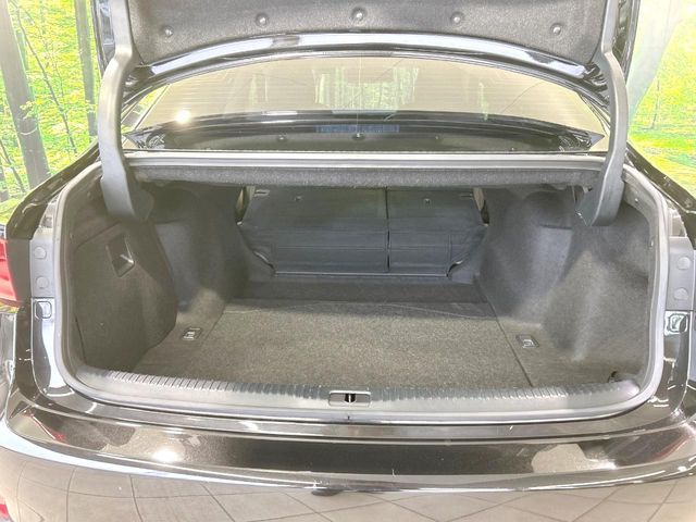 LEXUS IS300h