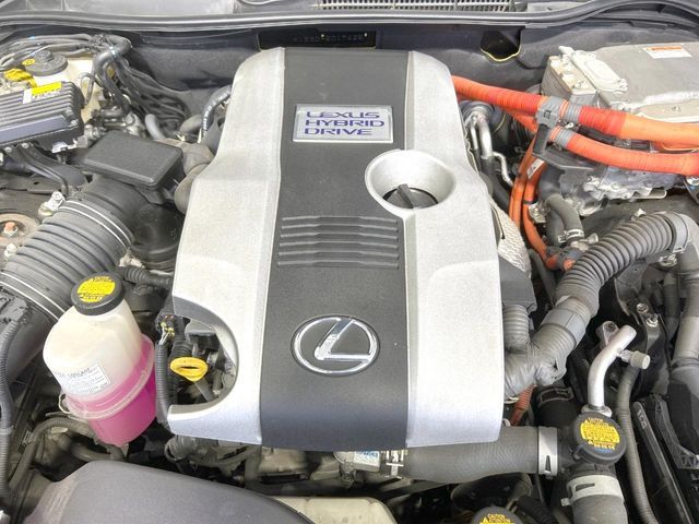 LEXUS IS300h
