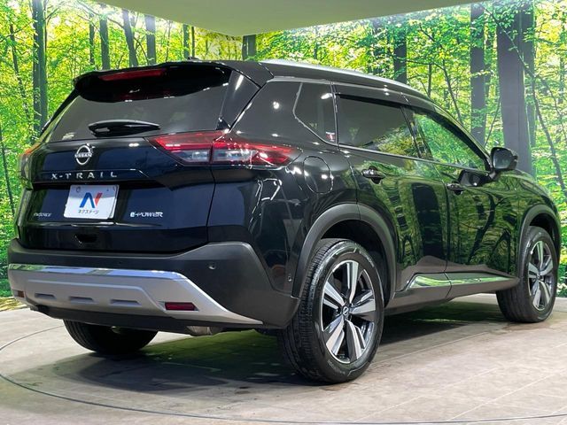 X-TRAIL HYBRID 4WD