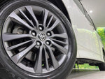 VOXY HYBRID 4WD