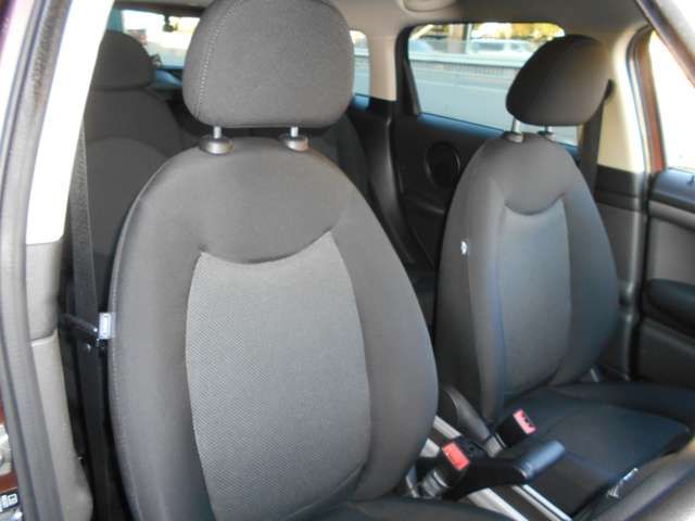 BMW MINI COOPER CROSSOVER