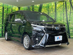 VOXY HYBRID