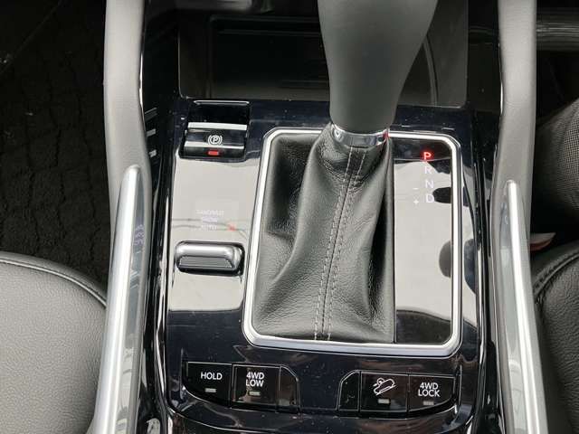 JEEP COMMANDER