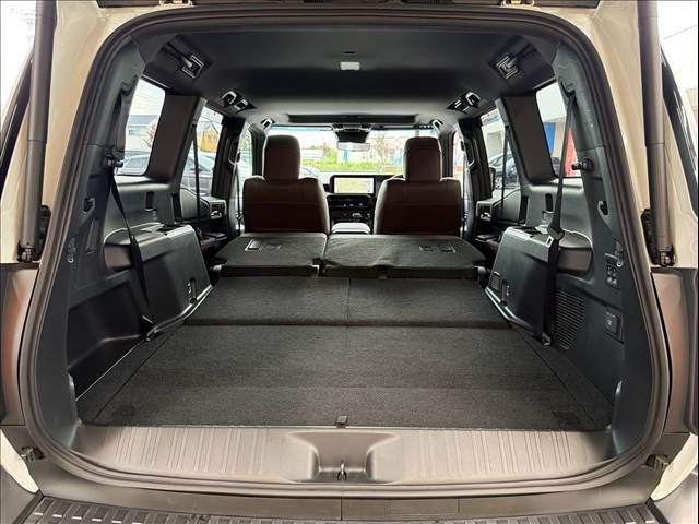 LANDCRUISER 250