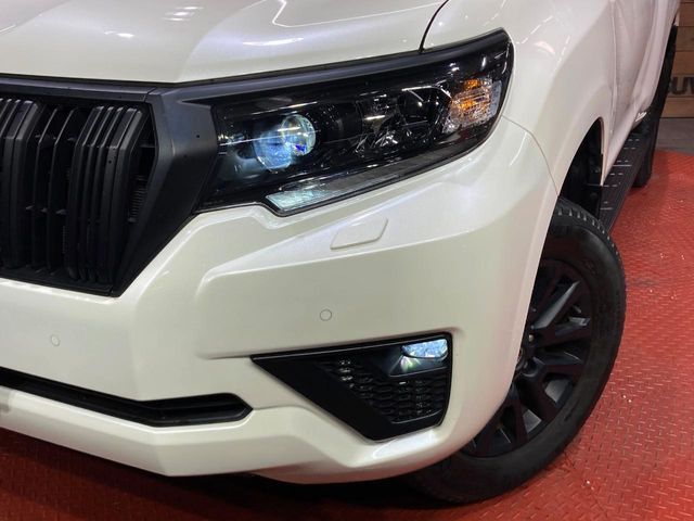 LANDCRUISER PRADO