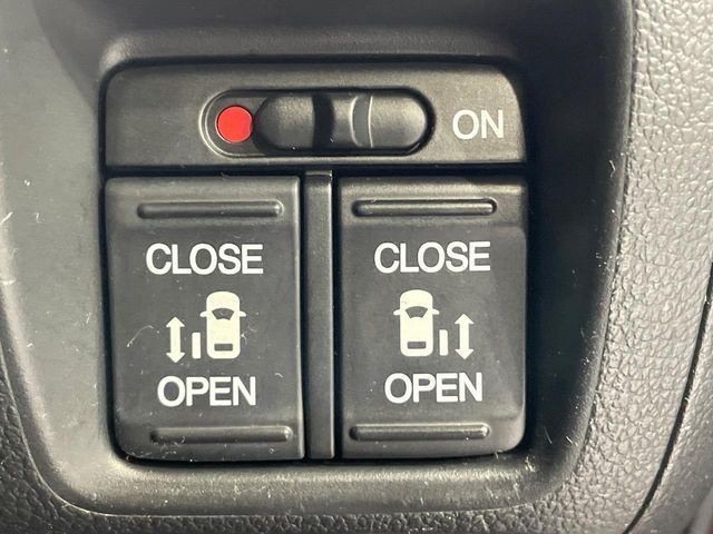 N BOX