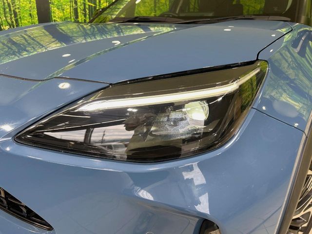 YARIS CROSS HYBRID