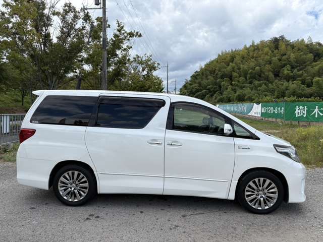 ALPHARD hybrid 4WD