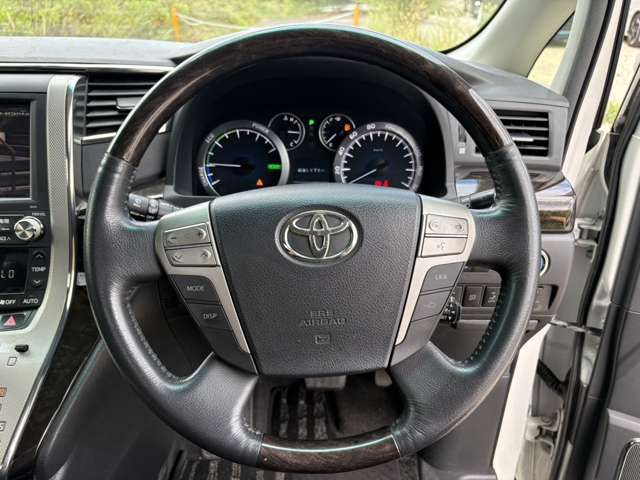 ALPHARD hybrid 4WD