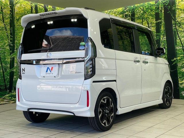 N BOX CUSTOM