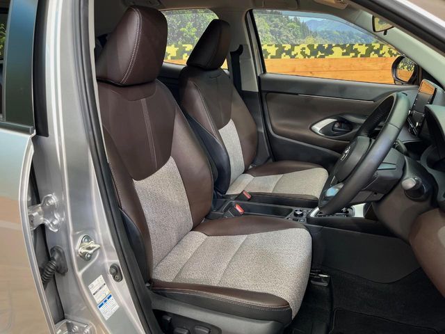 YARIS CROSS HYBRID