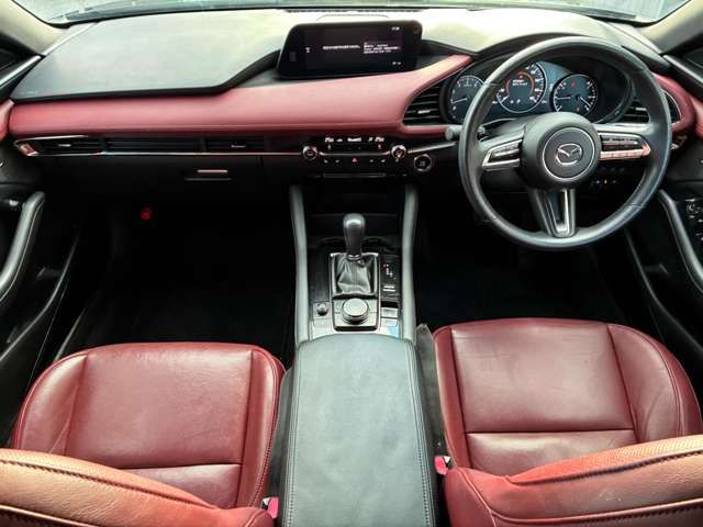 MAZDA3 FASTBACK