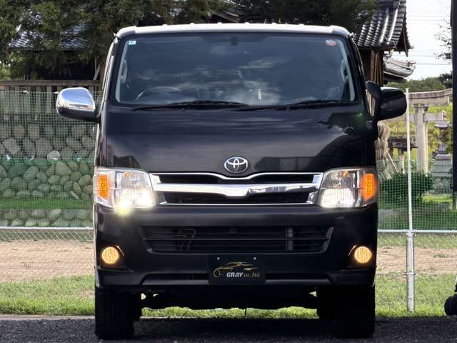 HIACE van 4WD