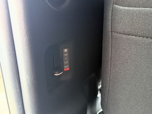 HIACE van 4WD