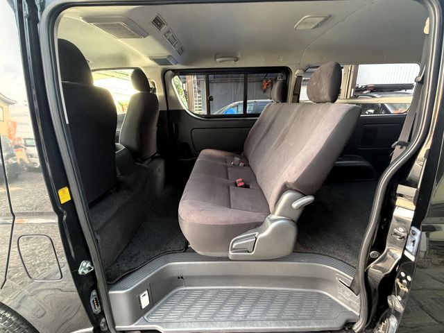 HIACE van 4WD