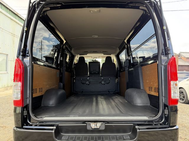 HIACE van 2WD