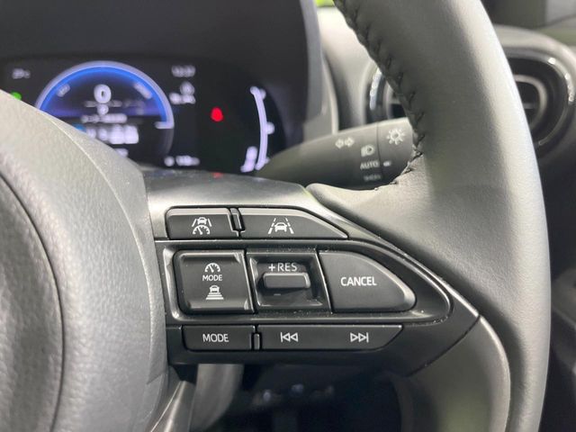 YARIS CROSS HYBRID
