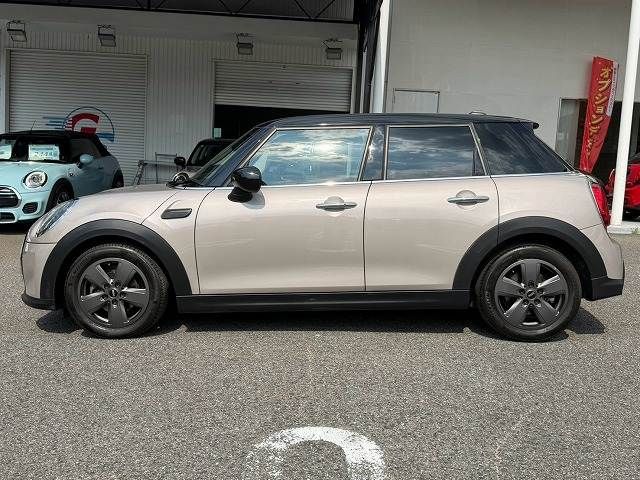 MINI COOPER 5DOOR
