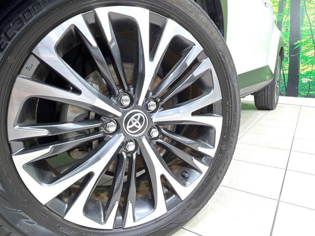 YARIS CROSS HYBRID