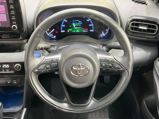 YARIS CROSS HYBRID