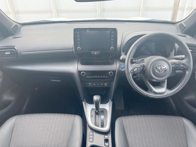 YARIS CROSS HYBRID