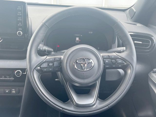 YARIS CROSS HYBRID