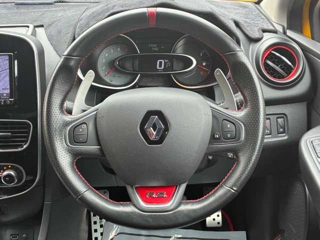 RENAULT LUTECIA