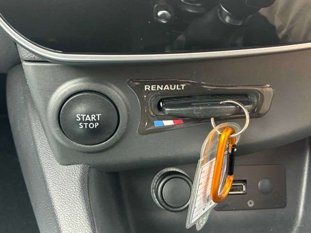 RENAULT LUTECIA